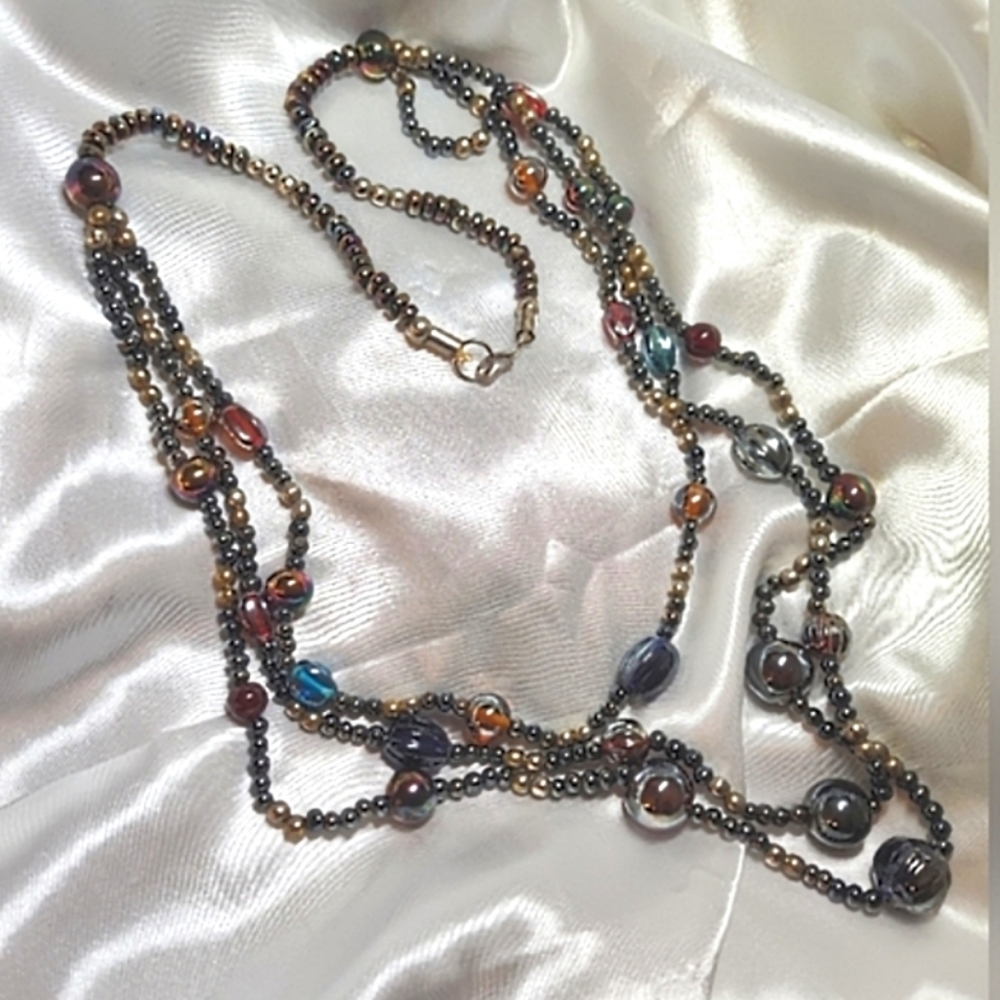 Vintage 3 Layer Multicolor Oil Slick And Glass Beads Necklace
